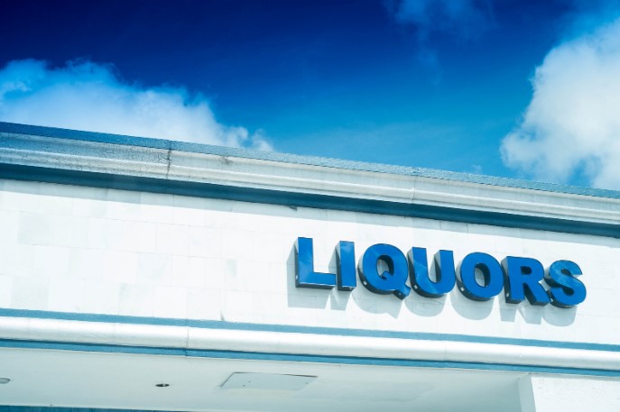 Яку вивіску краще зробити: з акцентом на довговічність та видимість