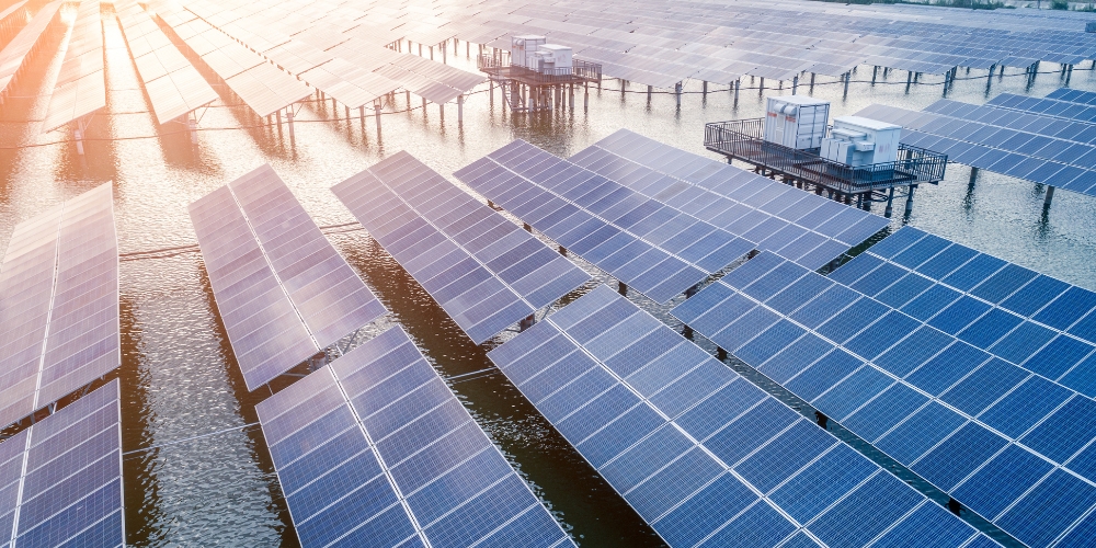 Де замовити сонячну електростанцію для бізнесу: кращі компанії та рішення під ключ